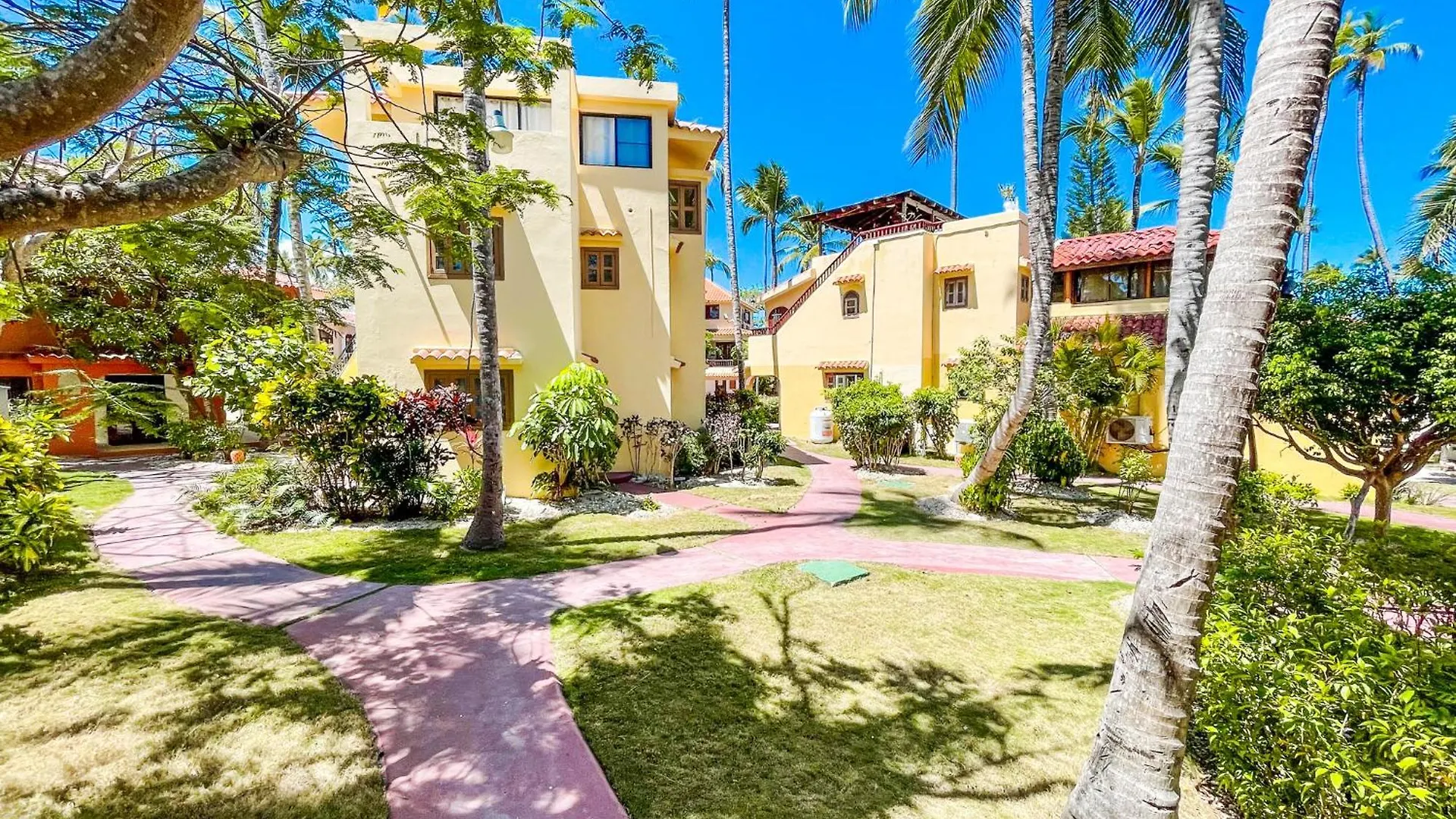 Los Corales Casas Del Mar Ocean & Garden View Hotel Bavaro Beach Club & Spa Punta Cana 5*,  Dominican Republic